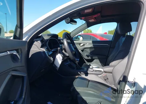 2021 Audi Q3 Premium 45 Tfsi S Line Quattro Tiptronic z USA, uszkodzony, nr VIN WA1DECF35M1137595